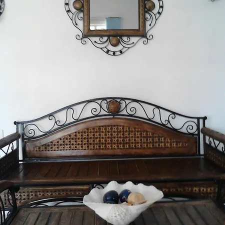 Angelika Aparthotel 2*
