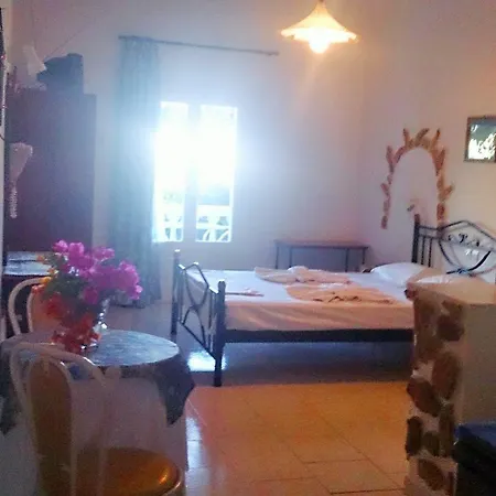 Angelika Aparthotel Alinda (Leros)