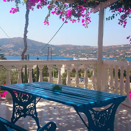 Апарт-отель Angelika 2*